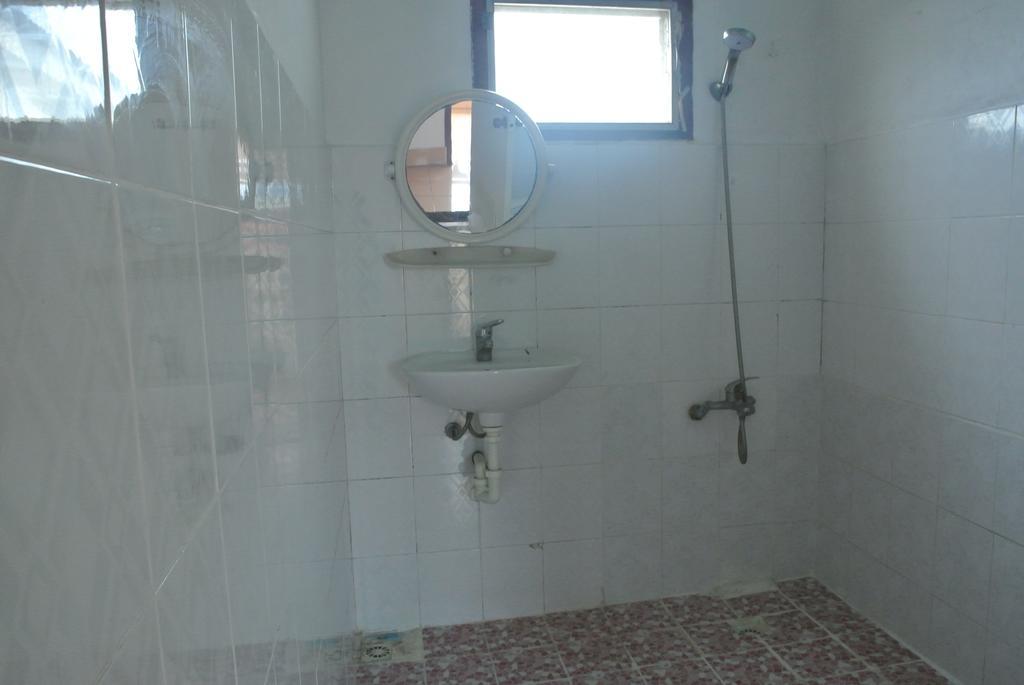 Nice Guesthouse Muang Phônsavan Oda fotoğraf