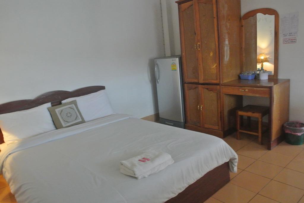 Nice Guesthouse Muang Phônsavan Oda fotoğraf